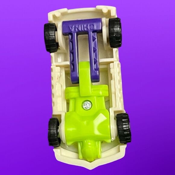 Vintage Mini Transformer Robot Car - Picture 3 of 6